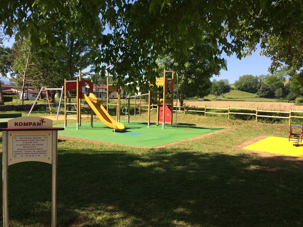 Camping Pyrenees Nature Oloron-Sainte-Marie Εξωτερικό φωτογραφία